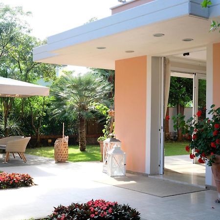 Hotel Piccolo Mondo Lido di Camaiore Exterior photo